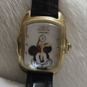 Disney limited edition Invicta watch (needs battery)